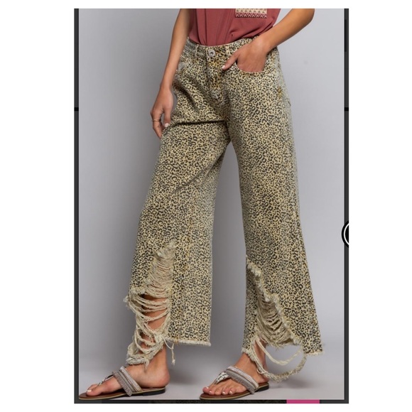 NEW Pol clothing destructed leopard pants - Picture 3 of 11